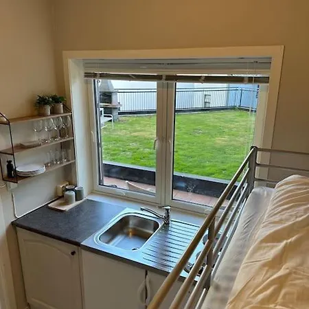 Apartment Box Alesund, Inc Wifi Free Car And Mc Parking