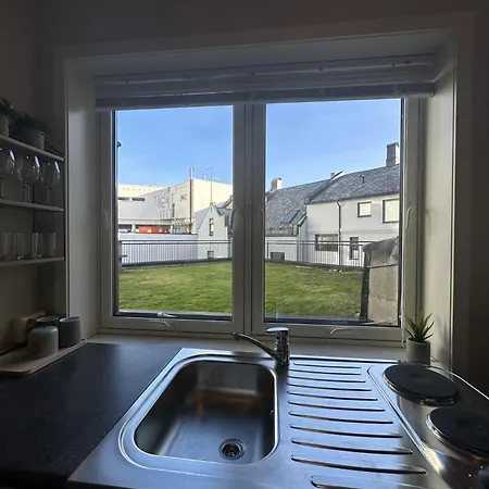 Apartment Box Alesund, Inc Wifi Free Car And Mc Parking *