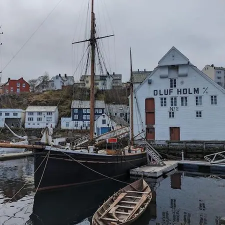 Apartment Box Alesund, Inc Wifi Free Car And Mc Parking *