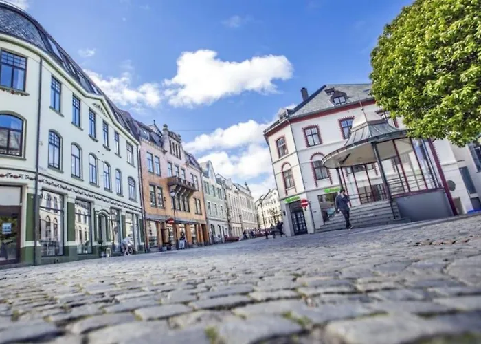 Appartamento Box Alesund, Inc Wifi Free Car And Mc Parking Ålesund