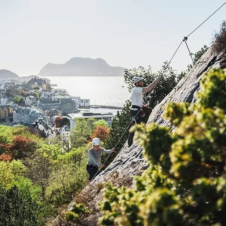 Apartamento Box Alesund, Inc Wifi Free Car And Mc Parking