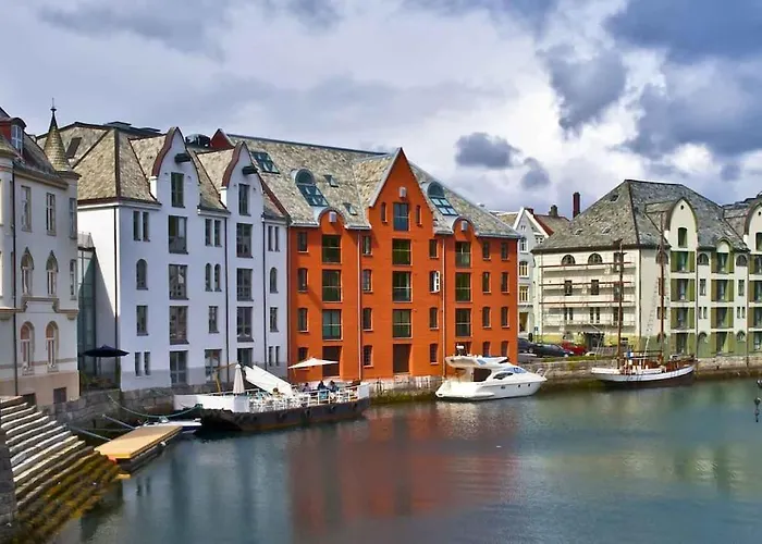 Box Alesund, Inc Wifi Free Car And Mc Parking 아파트
